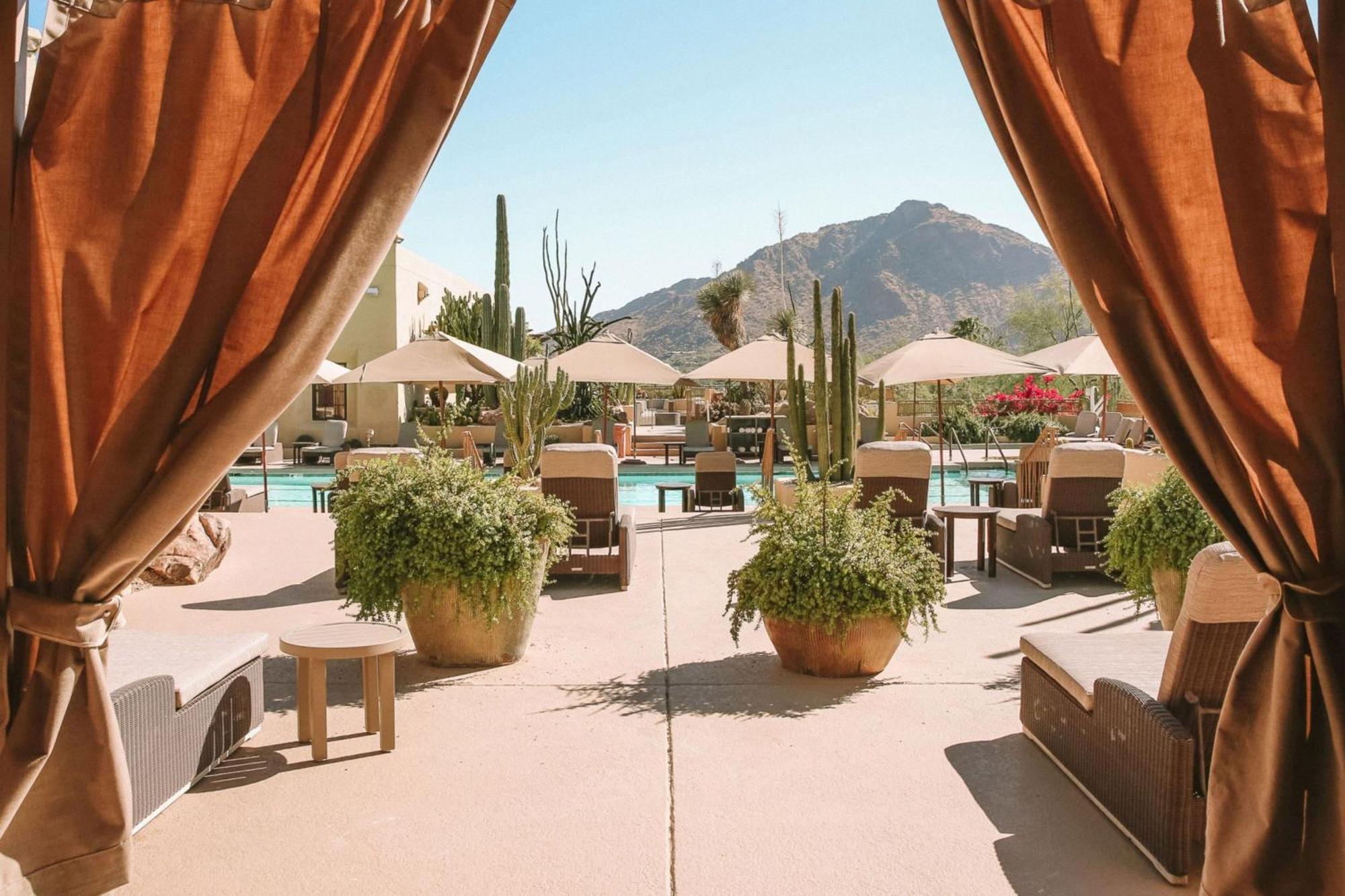 Jw Marriott Scottsdale Camelback Inn Resort & Spa Exterior photo